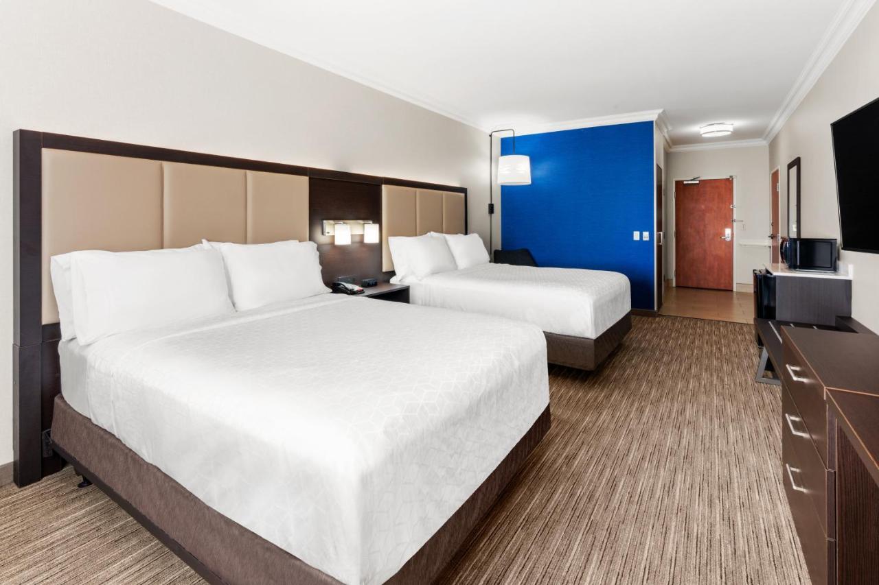 Holiday Inn Express Hotel & Suites Klamath Falls Central, An Ihg Hotel Buitenkant foto